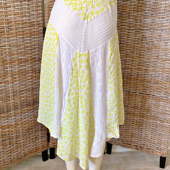 Anthropologie Leifnotes Southern Exposure Yellow Eyelet Dress Size 6 - Picture 6 of 11